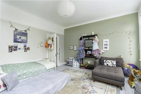 37 Kelvin Road, London, N5 2PR