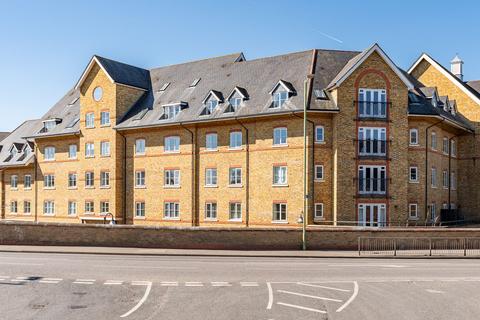2 bedroom apartment for sale, Station Road, Ware SG12