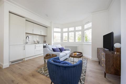 1 bedroom apartment for sale, Hampton Road, Twickenham