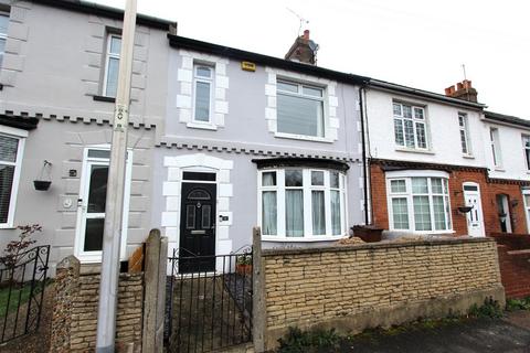 11 Second Avenue, Gillingham, ME7 2HY