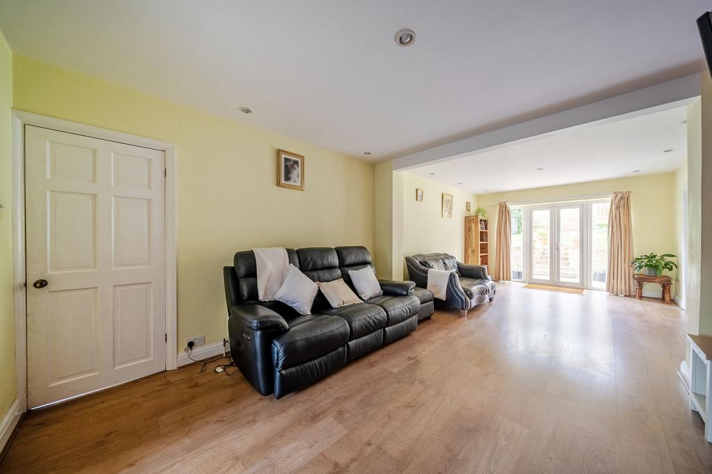Lounge / Dining Room