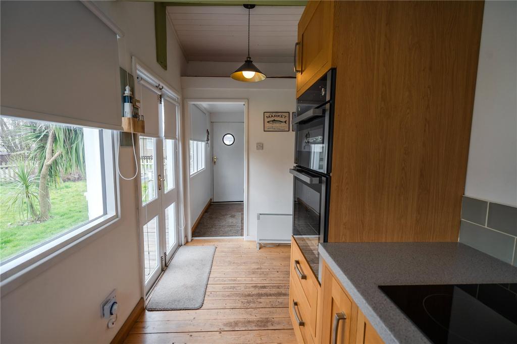Kitchen (2)