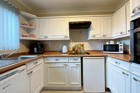 1 bedroom ground floor flat for sale, St. Clair Drive, Southport PR9