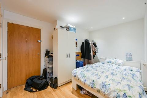 Studio to rent, Indescon Square, E14, Canary Wharf, London, E14