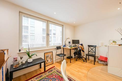 Studio to rent, Indescon Square, E14, Canary Wharf, London, E14