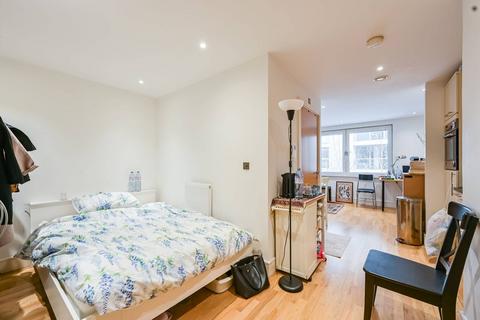 Studio to rent, Indescon Square, E14, Canary Wharf, London, E14