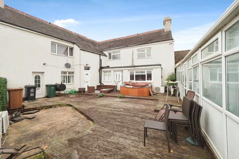 Maypole Hill, Swadlincote DE11