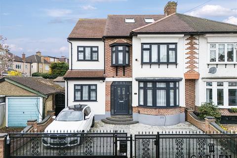 5 bedroom semi-detached house for sale, Boleyn Way, Ilford