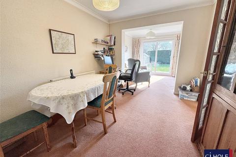 10 Billbrook Road, Hucclecote, Gloucester, GL3 3QS