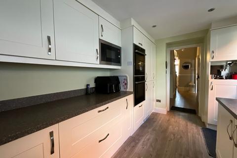 4 bedroom terraced house for sale, Bede Burn Road, Jarrow, Tyne and Wear, NE32