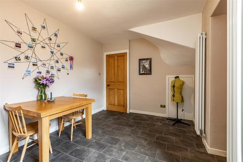 2 Alpine Place, Thornhill, DG3 5NP