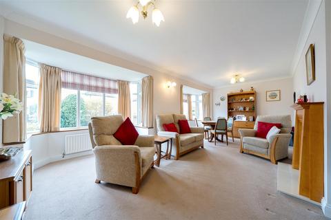 2 bedroom detached bungalow for sale, Charnwood Road, North Bersted