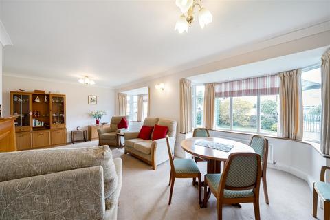 2 bedroom detached bungalow for sale, Charnwood Road, North Bersted