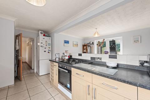 51 Belton Grove, Grantham, NG31 9HH