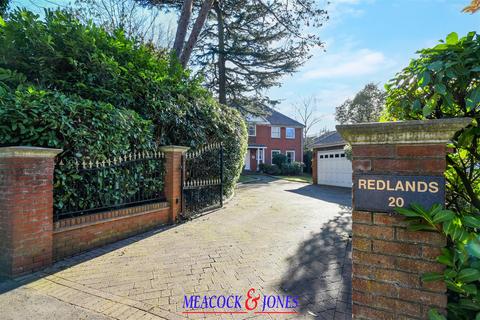 5 bedroom detached house for sale, Mount Avenue, Hutton Mount, Brentwood