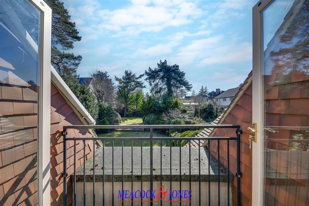 DSC 2069-DSC 2073 copy.jpg