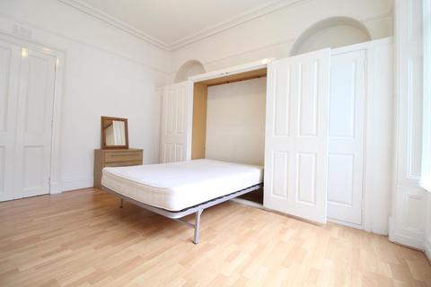 Studio to rent, Bon Accord Street, Ground Right,