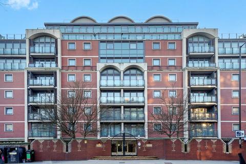 2 bedroom flat to rent, Regents Park House, 105 Park Road, London