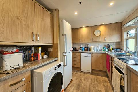 2 bedroom bungalow for sale, The Drive, Newhaven