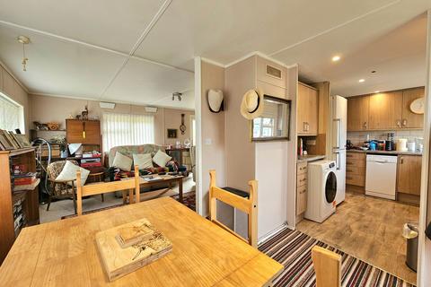 2 bedroom bungalow for sale, The Drive, Newhaven
