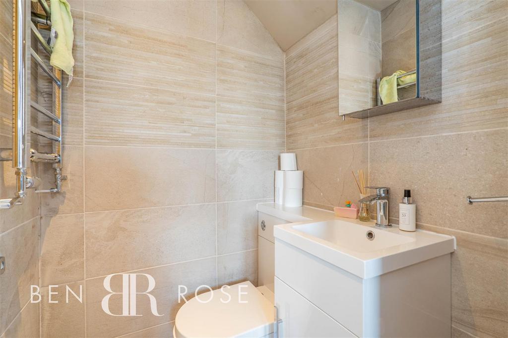 Bedroom Two Ensuite