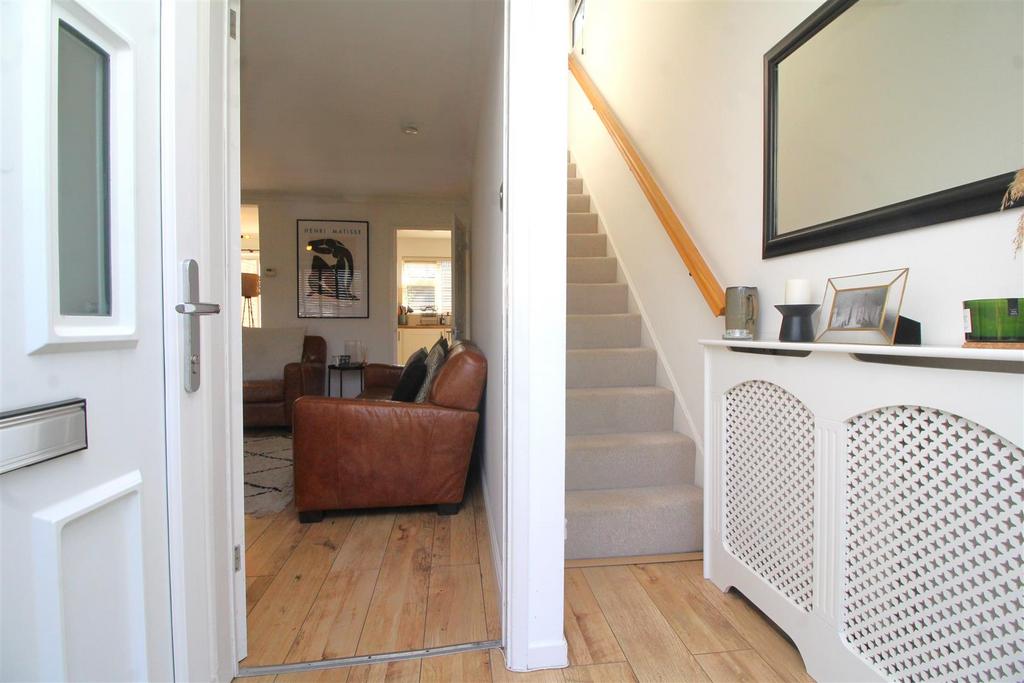 Entrance porch.JPG