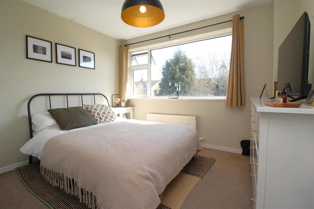 Main bedroom .JPG