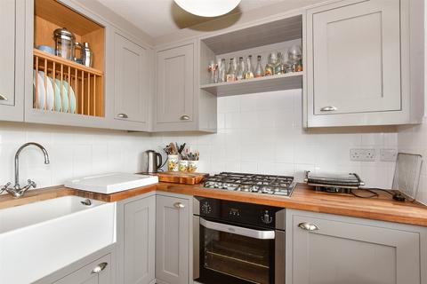 2 bedroom bungalow for sale, Madeira Road, Ventnor, Isle of Wight