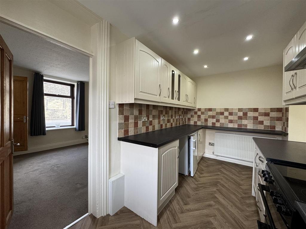 Kitchen to living room