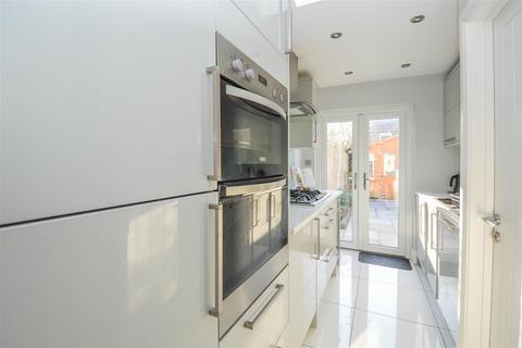 8 Sussex Road, Warley, Brentwood, CM14 5JQ
