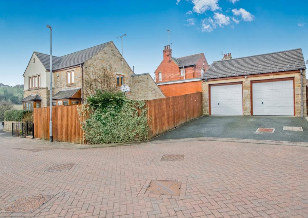 Driveway &amp; Garages
