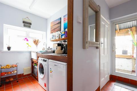 165 Gladstone Road, Barry, CF62 8NB