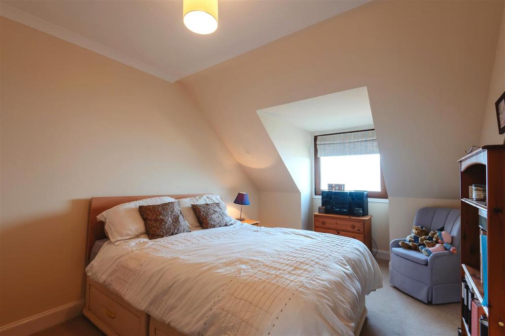 36 Turnberry Avenue-7.jpg