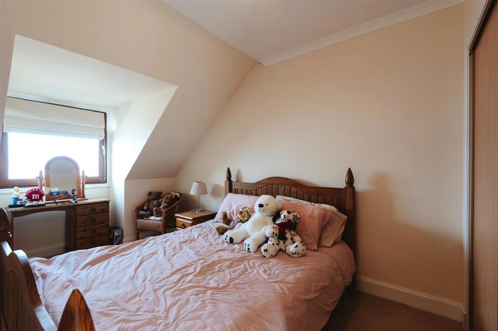 36 Turnberry Avenue-1.jpg