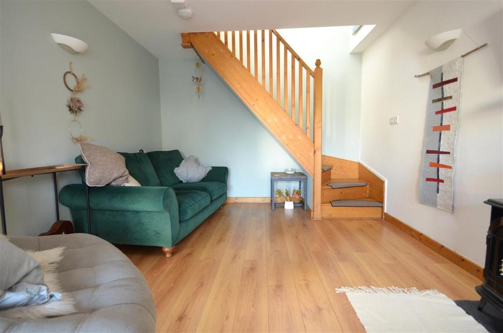 LOUNGE - L Shaped