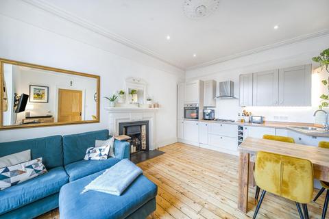 2 bedroom flat for sale, Farnan Road, Streatham
