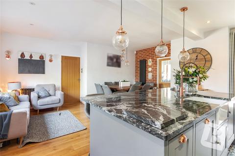 4 Park Lane, Herongate, Brentwood, CM13 3PJ