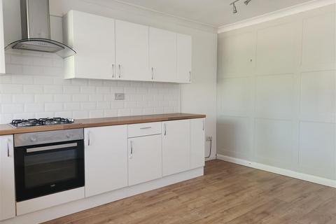 13 Millfield, New Ash Green, Longfield, DA3 8JP