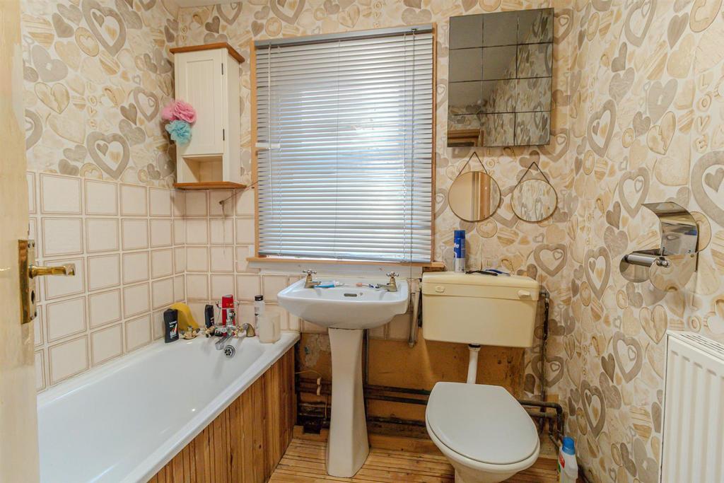 99, Haywood Road Mapperley, Nottingham, NG3 6 AF
