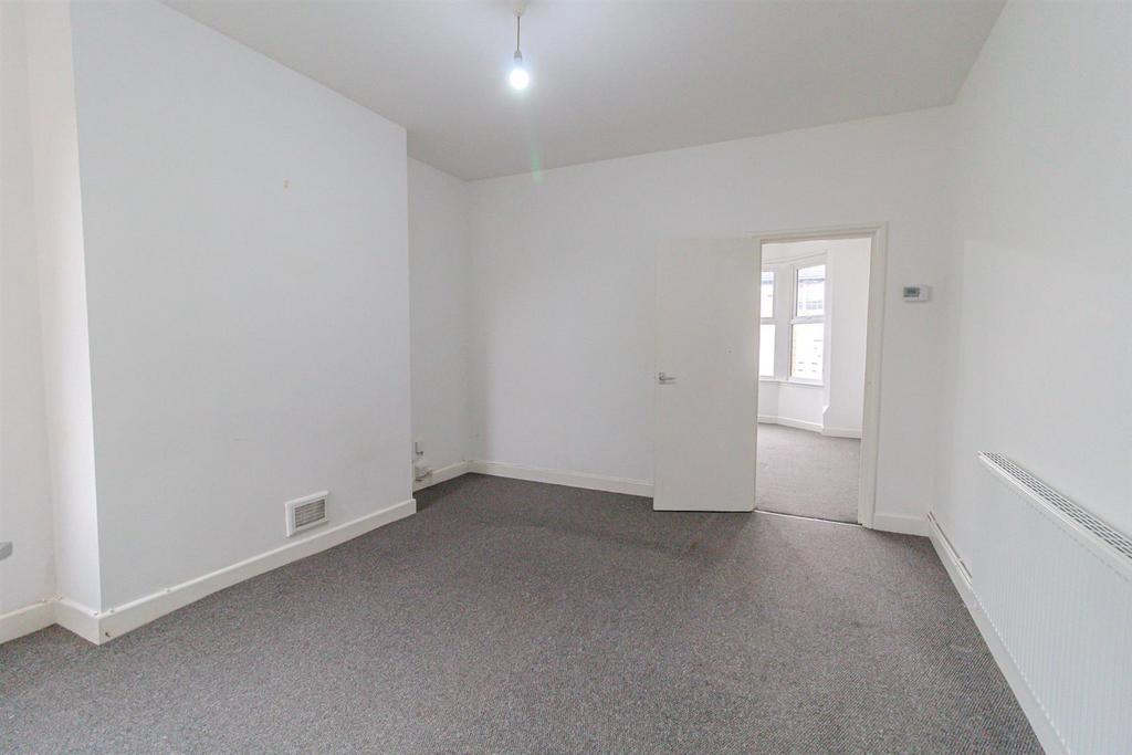99, Haywood Road Mapperley, Nottingham, NG3 6 AF