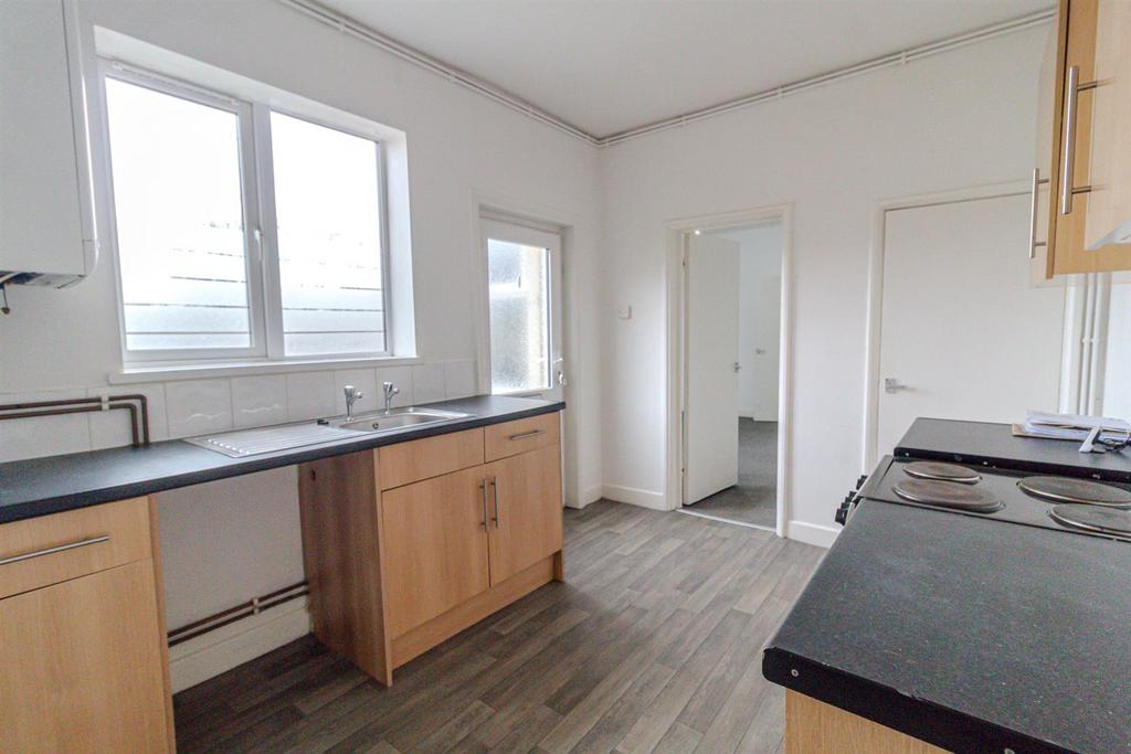 99, Haywood Road Mapperley, Nottingham, NG3 6 AF