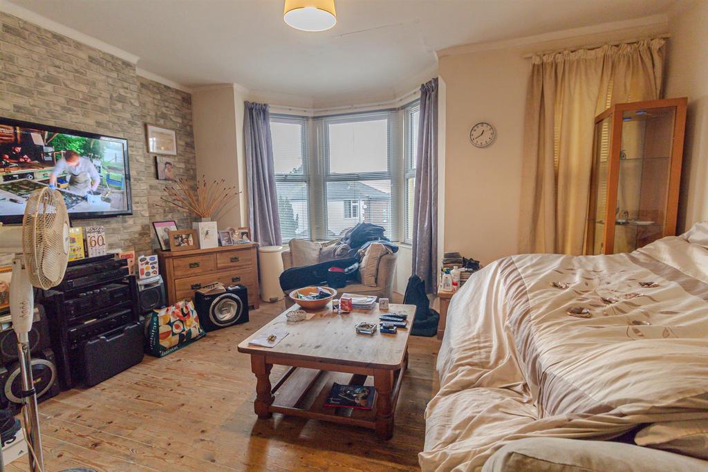 99, Haywood Road Mapperley, Nottingham, NG3 6 AF