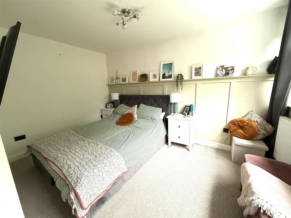 11 rectory lane bedr.jpeg