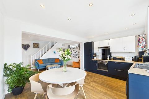 Vansen Trevanson Road, Wadebridge, PL27 7HD