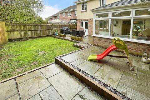 4 bedroom detached house for sale, Llys Eglwys, Broadlands, Bridgend County. CF31 5DT