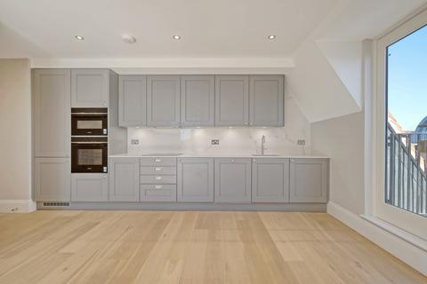 undefined, The Grand Apartments, Leigh-On-Sea, SS9