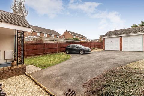 undefined, Oaklands, Pontyclun CF72
