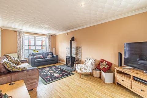 undefined, Oaklands, Pontyclun CF72