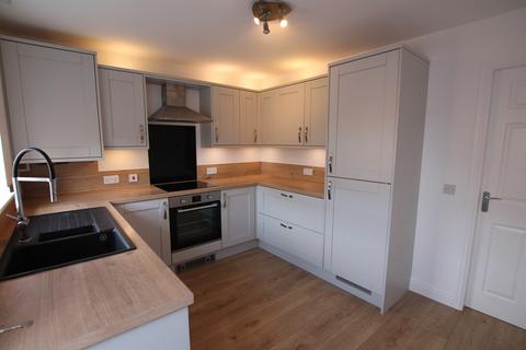 2 bedroom terraced house to rent, Barleyholme, HU17
