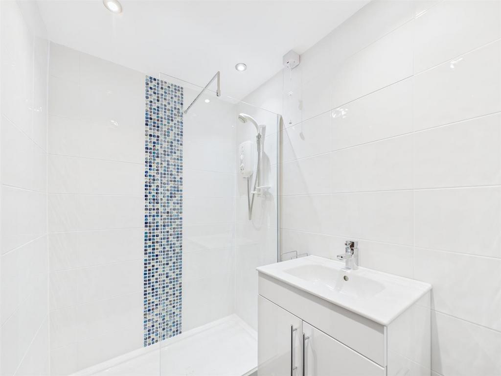 Shower.jpg